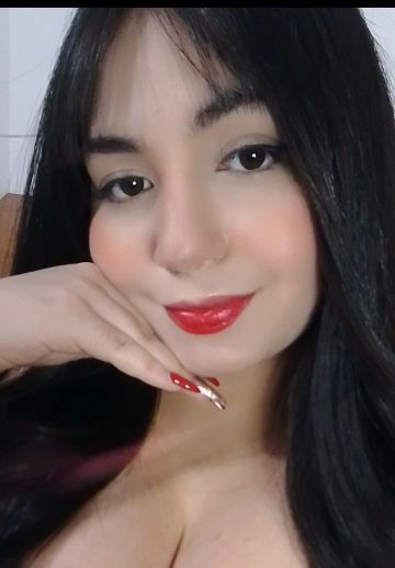Sofi live — a 1v1 video call with girl on camera